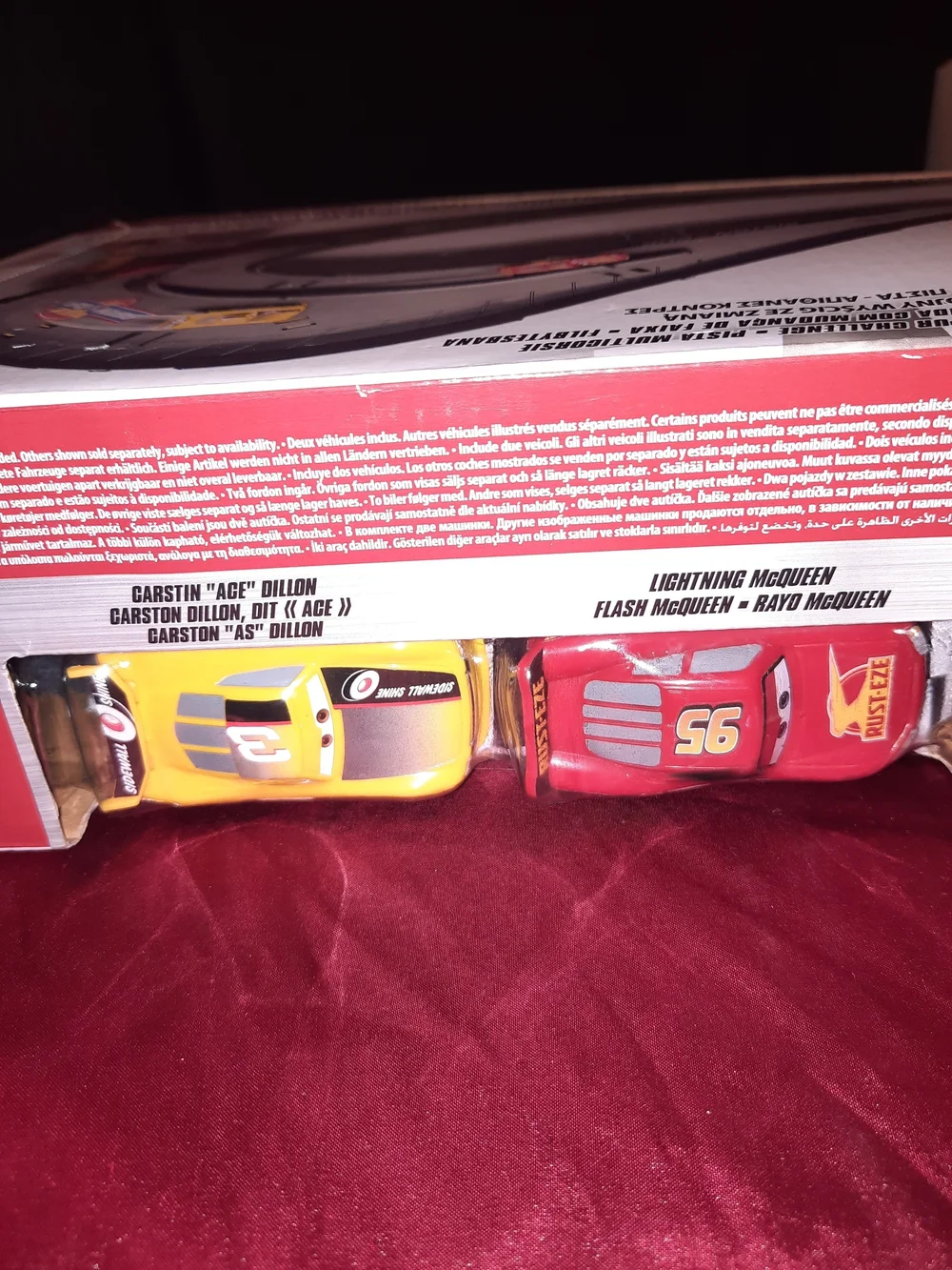 Disney Pixar Cars Nascar Piston Cup Lane Change Race Track Set Mcqueen & Garstin